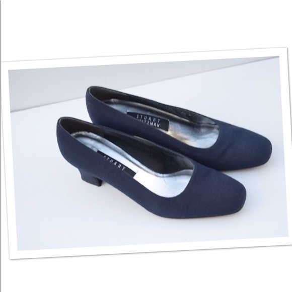 Stuart Weitzman low heels - Picture 1 of 7